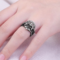 Gnoce "Amor Sin Fin" Anillo Apilable Estilo Calavera de Plata de Ley 925 Chapada en Negro